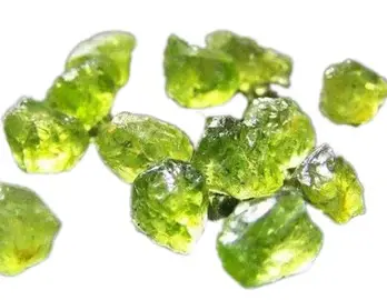 August birthstone Peridot guide