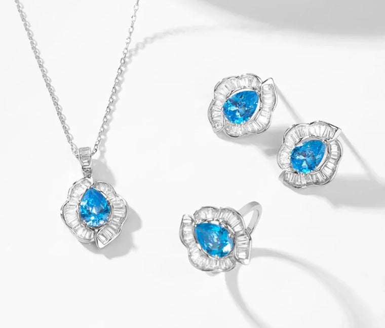 Pisces zodiac birthstone jewelry: Aquamarine