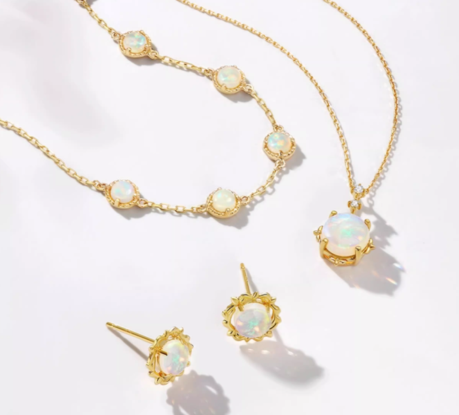 Libra zodiac birthstone jewelry: Opal