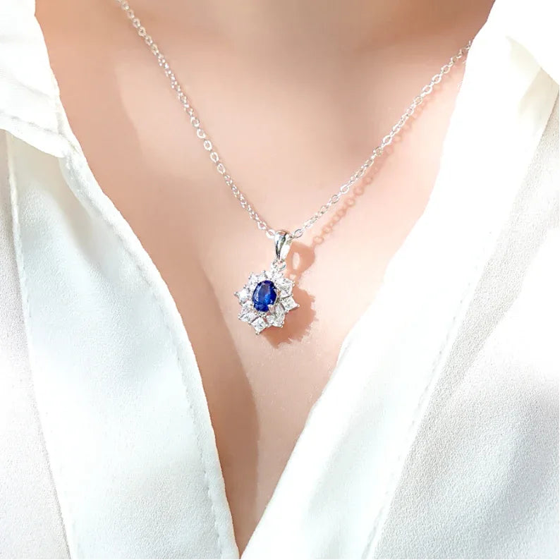 Sapphire S925 Silver Snowflake Shape Collarbone Necklace - OOAKB