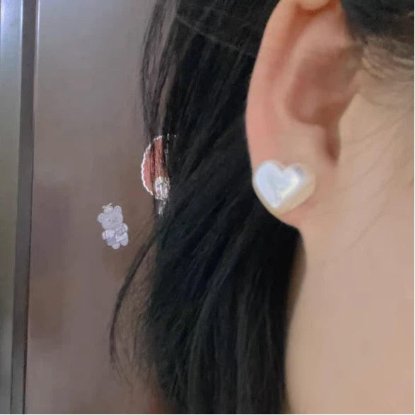 Mermaid Heart-Shaped Pearl Earrings