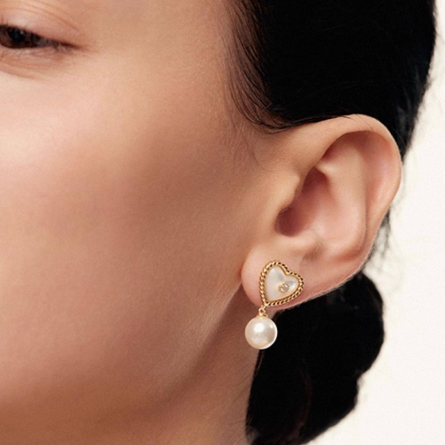 Light Luxury High-End Heart-Shaped Pearl Earrings