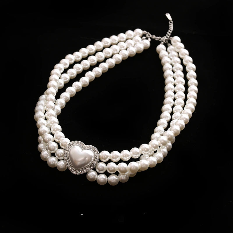 Heart-Shaped Triple-Layer Heart-Shaped Pearl Necklace