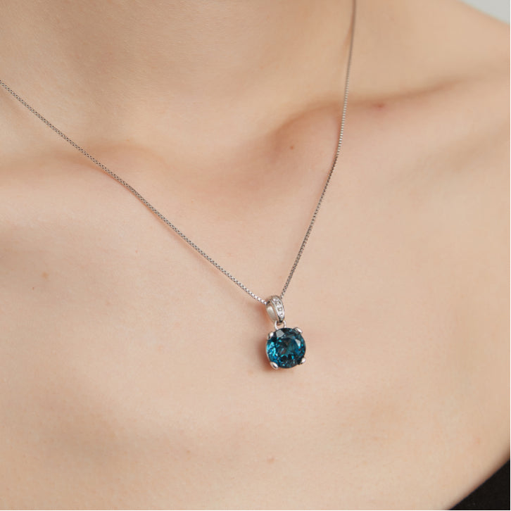 Topaz S925 Silver Collarbone Necklace
