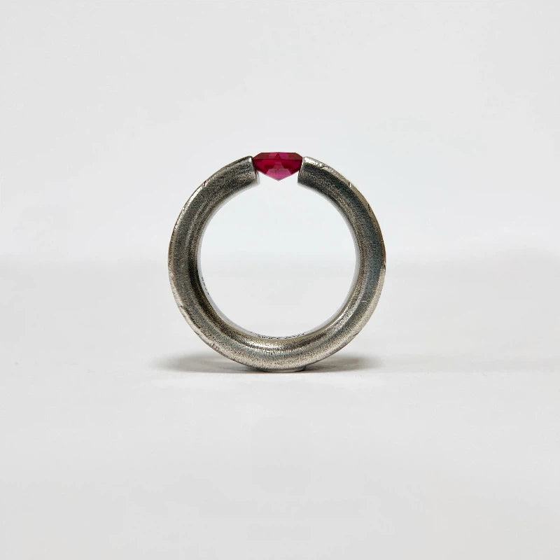 S925 Silver Handmade Hammered Vintage Ruby Ring