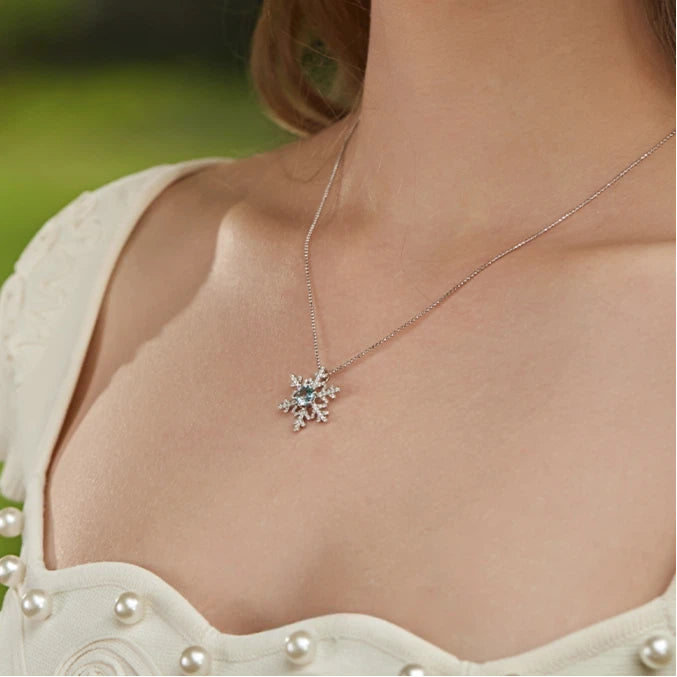 Topaz S925 Silver Gold-Plated Snowflake Necklace