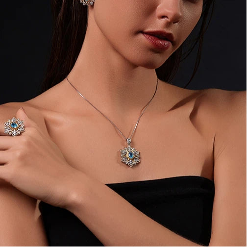 Topaz S925 Silver Snowflake Necklace