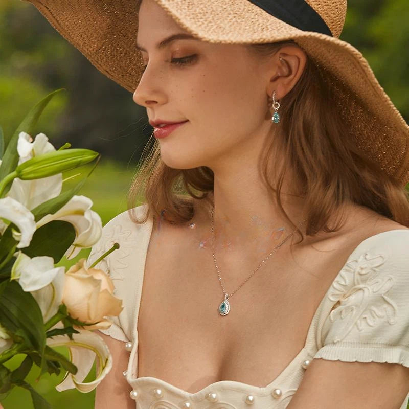 Topaz S925 Silver Teardrop-Shaped Necklace