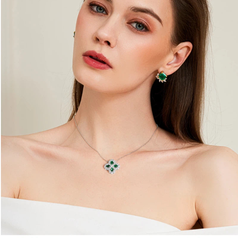 Emerald Four-Leaf Clover Collar Necklace S925 Silver
