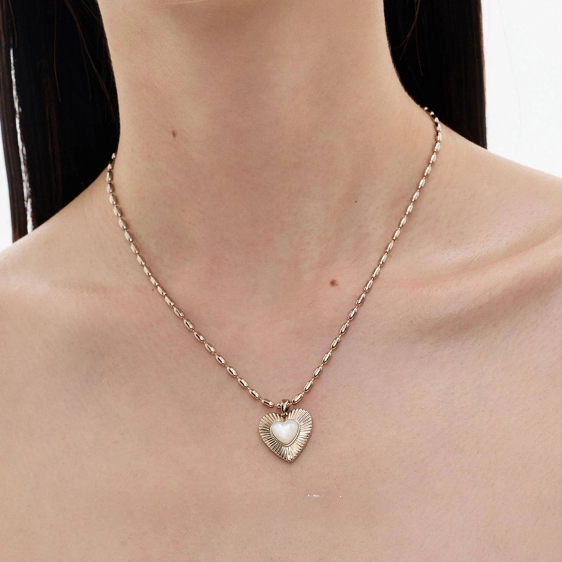 Maillard Heart-Shaped Pearl Double-Layer Necklace