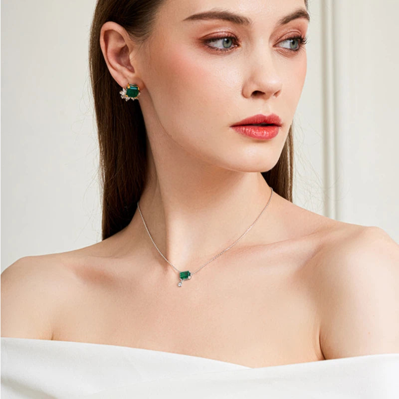 Emerald Small Square Collar Necklace S925 Silver Women's Style