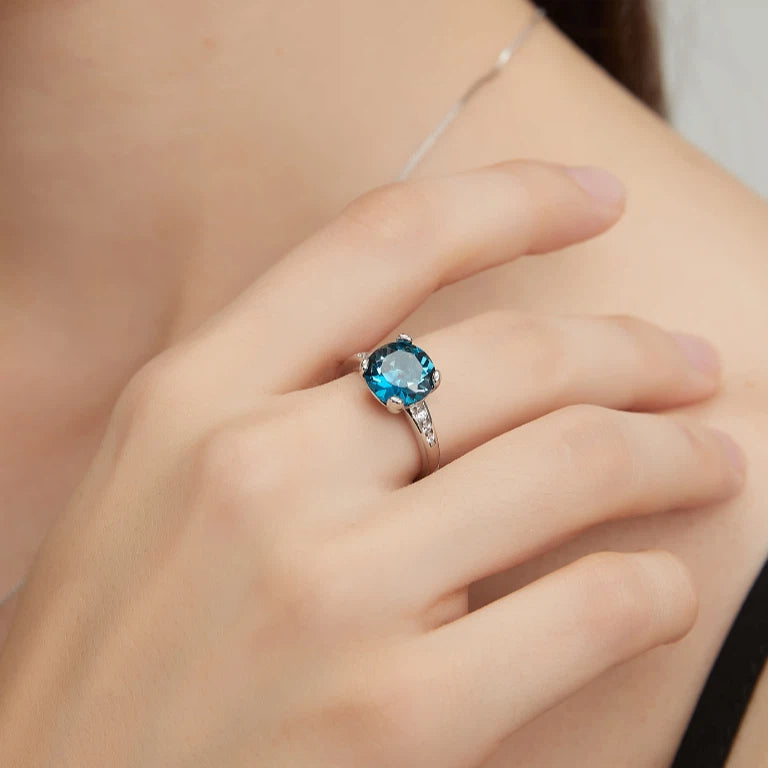 Topaz S925 Silver Open Square Ring