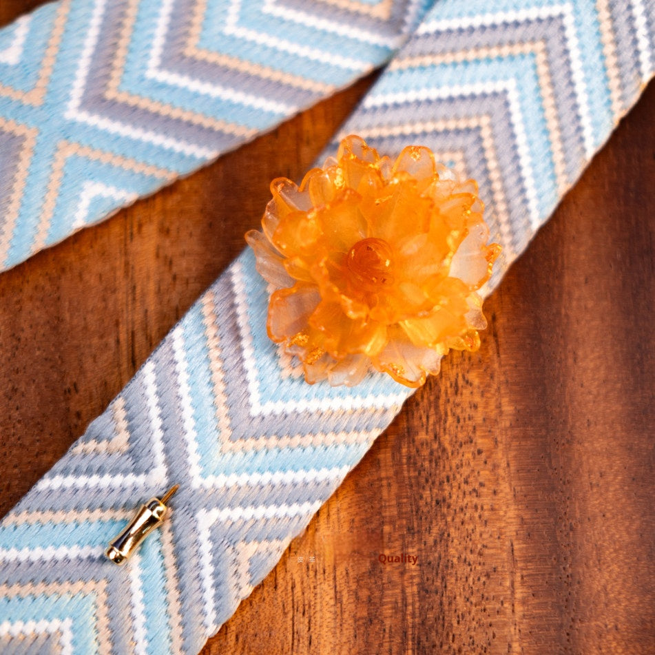 Handcrafted Leather Dahlia Brooch — Champagne Apricot & Gold-Tipped Petals | Wearable Floral Art | 3rd Leather Anniversary Gift for Her