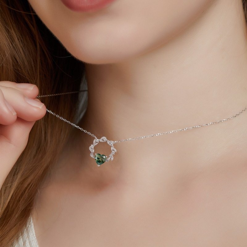 Fashion Heart-shaped Moss Agate Clavicle Necklace