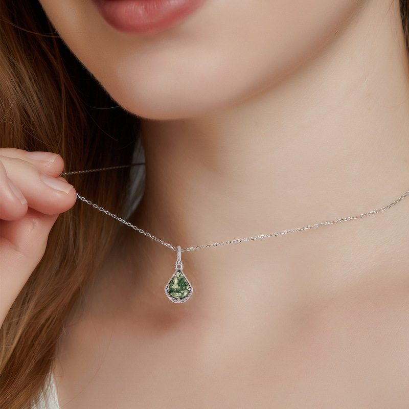 Teardrop-shaped Moss Agate Pendant