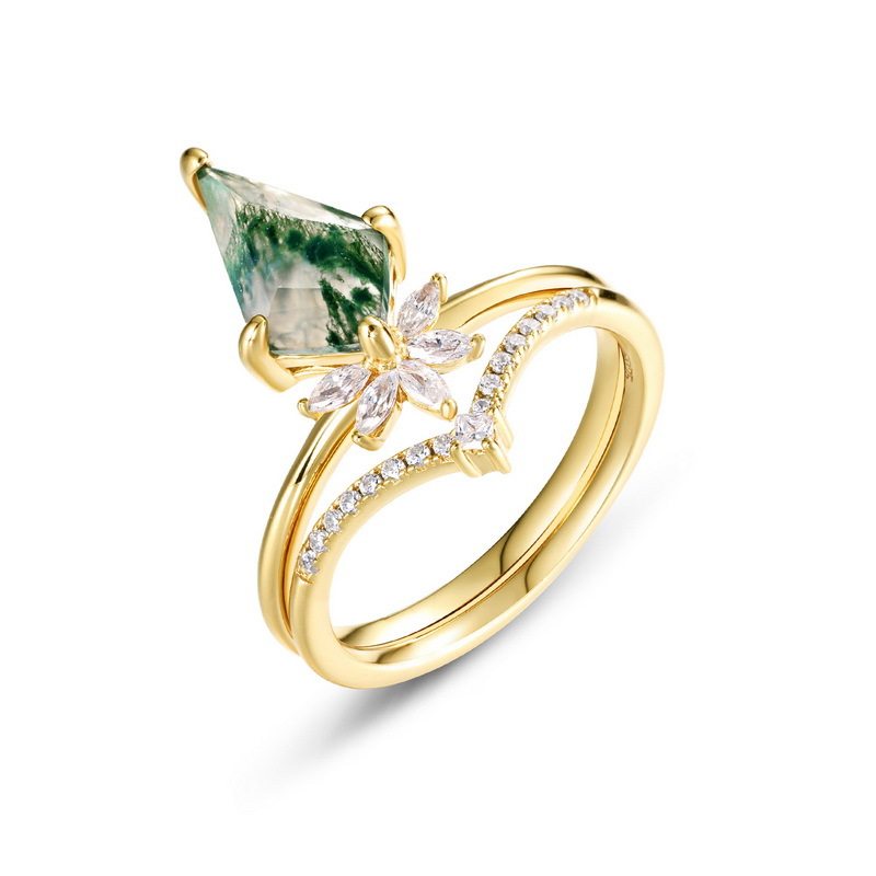 Crown Kite-Shaped Moss Agate Closed Ring