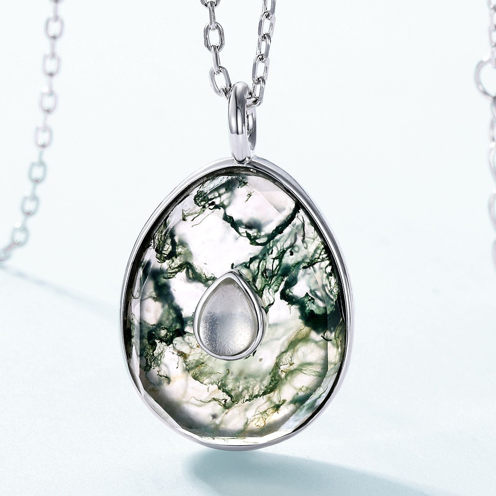Women's Oval Moss Agate Clavicle Necklace