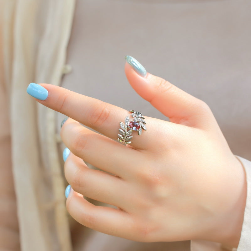 Alexandrite Fashionable Light Luxury Leaf Ring