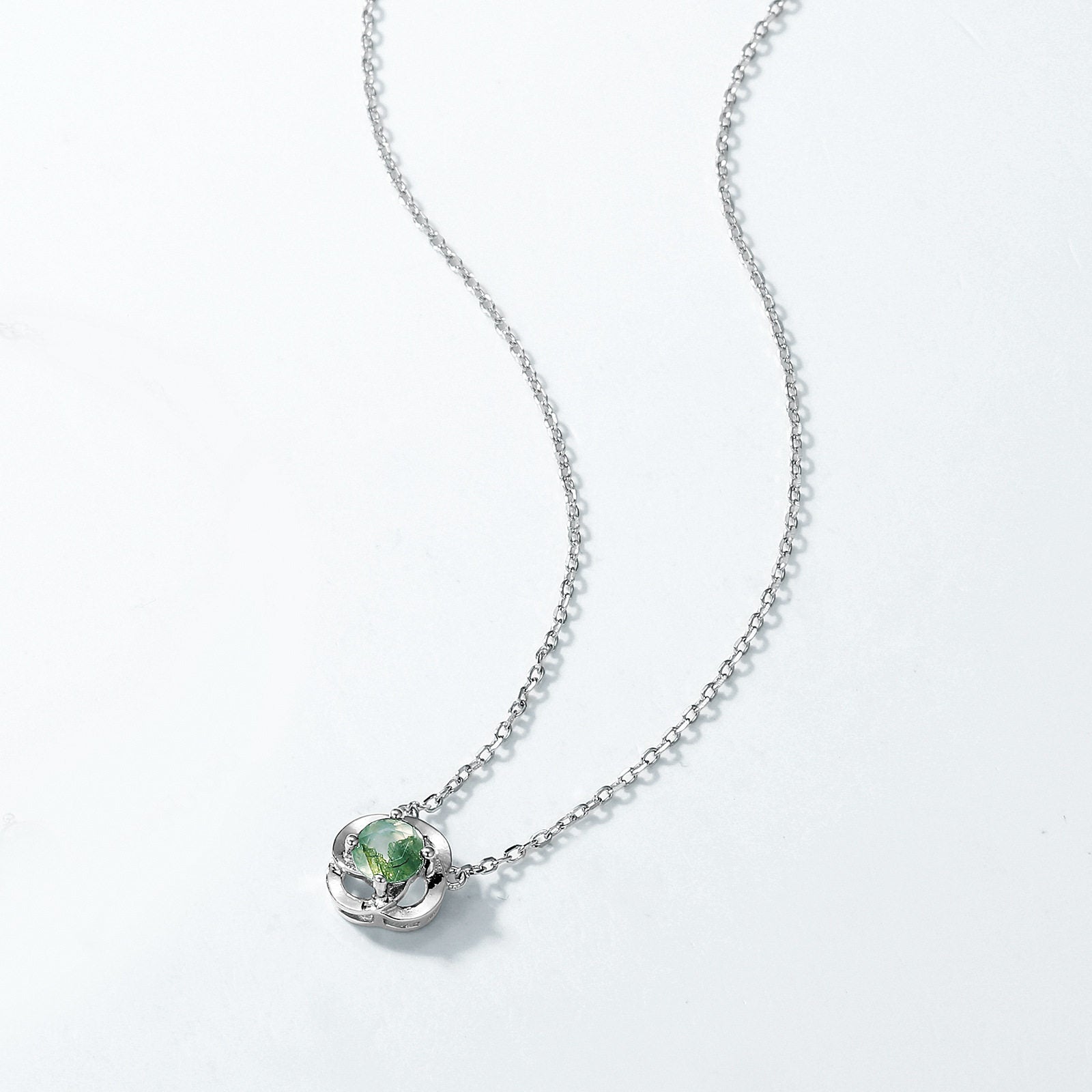 Moss Agate Flower Collarbone Necklace