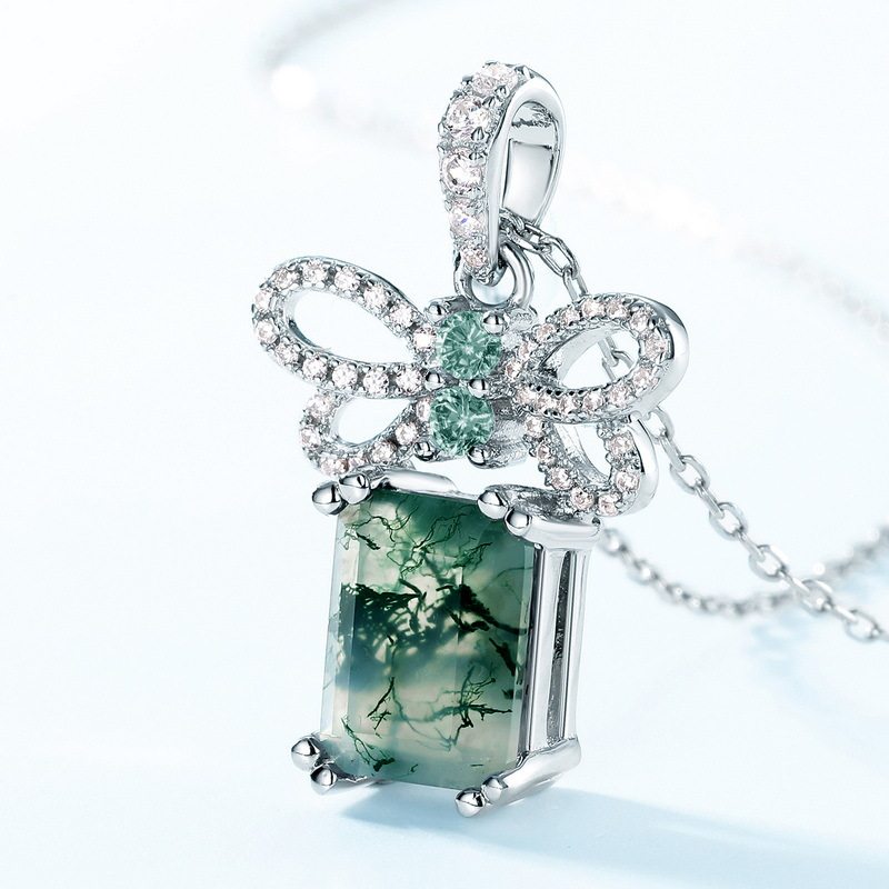 Women's New Style Fashion Moss Agate Pendant