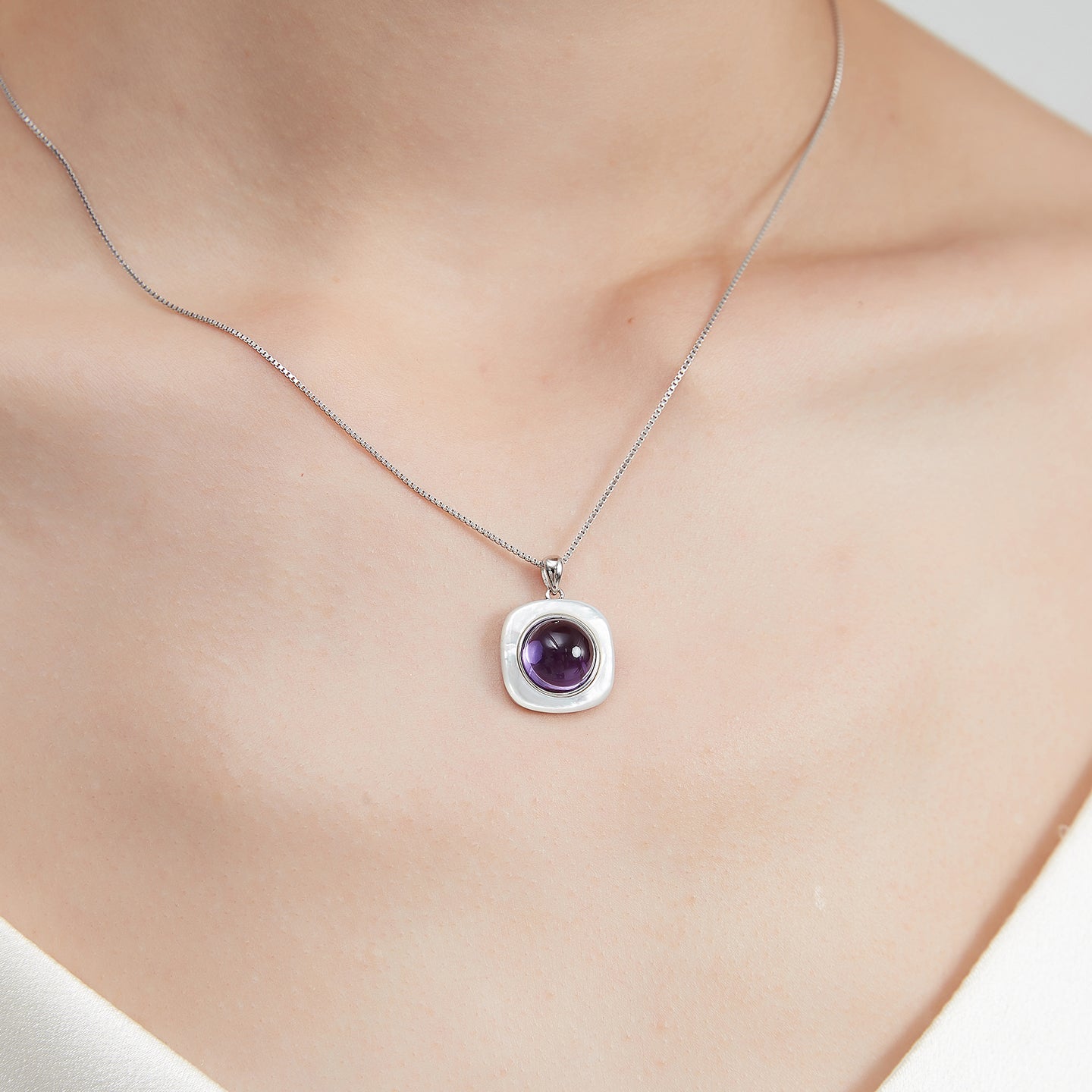 Natural Amethyst Minimalist Collar Necklace
