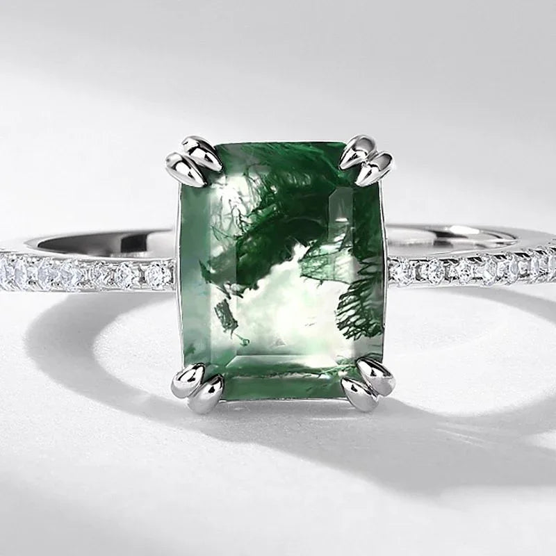 Elegant Moss Agate Ring — front setting detail 3