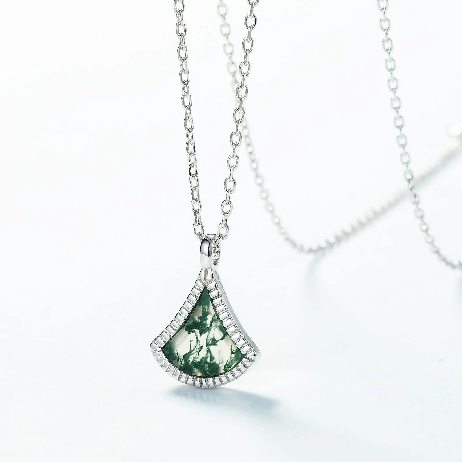 Fashion Outfit Moss Agate Pendant Necklace — angled pendant and chain detail 4