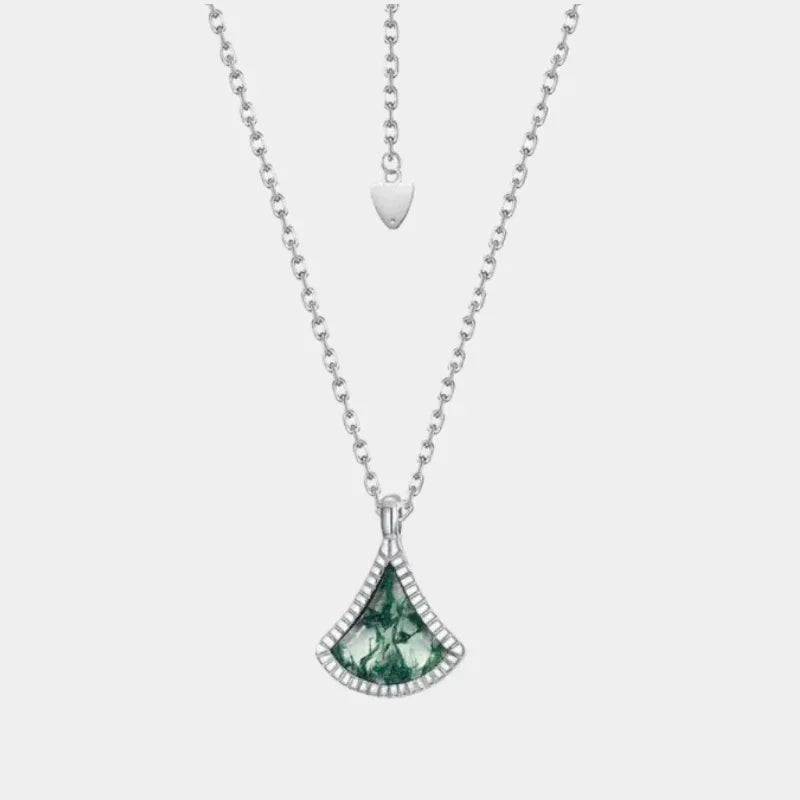 Fashion Outfit Moss Agate Pendant Necklace — full necklace view on a light background