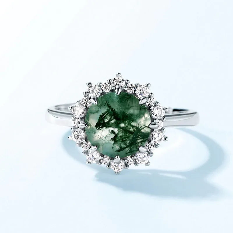 Green Moss Agate Ring Unisex — front setting detail 3