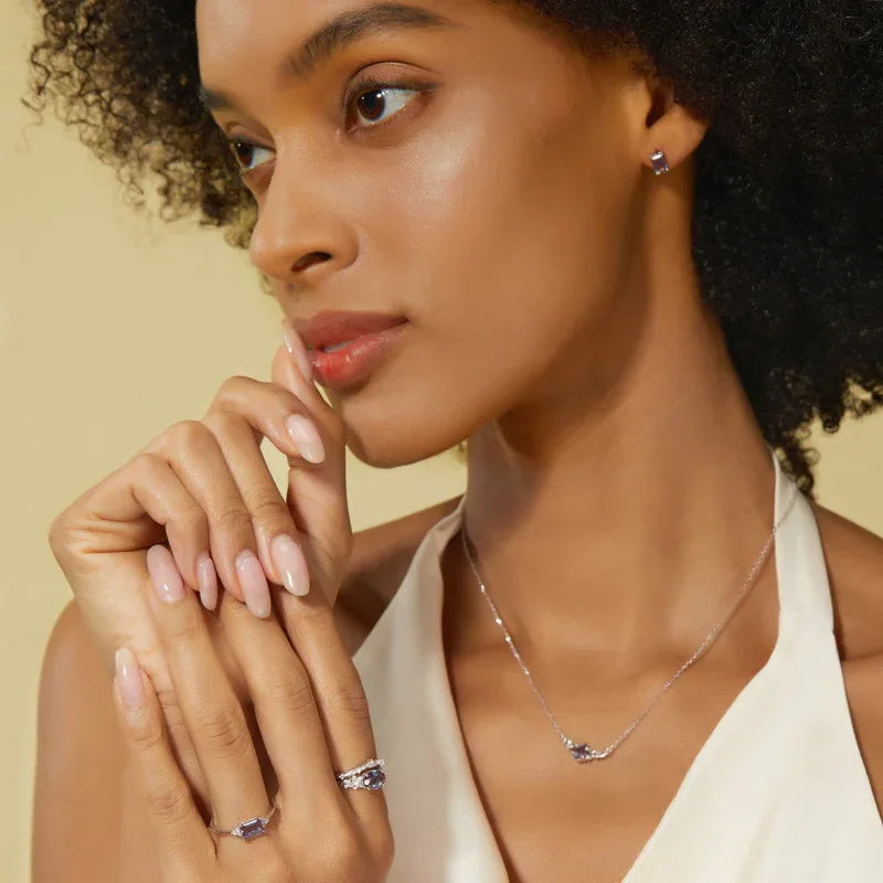 Kite-cut Alexandrite vine collar necklace, alternate shown worn by a model for scale