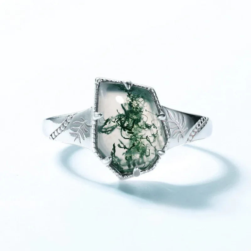 Kite-Cut Moss Agate Open Ring — front setting detail 3