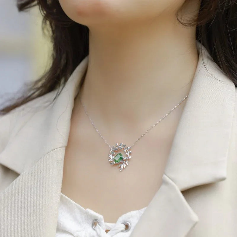 Leaf Wreath Moss Agate Necklace — neckline scale view 2