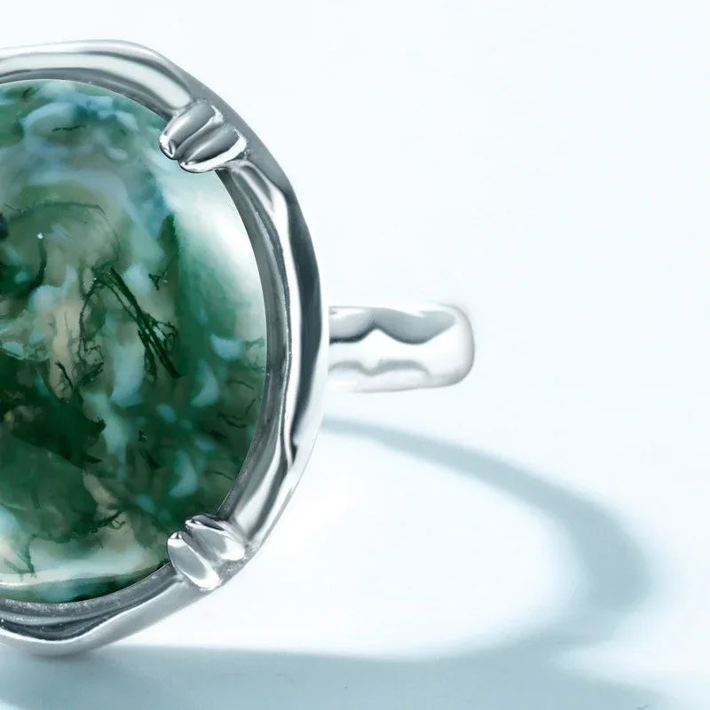 Moss Agate Four-Claw Setting Open Ring Unisex — front setting detail 3