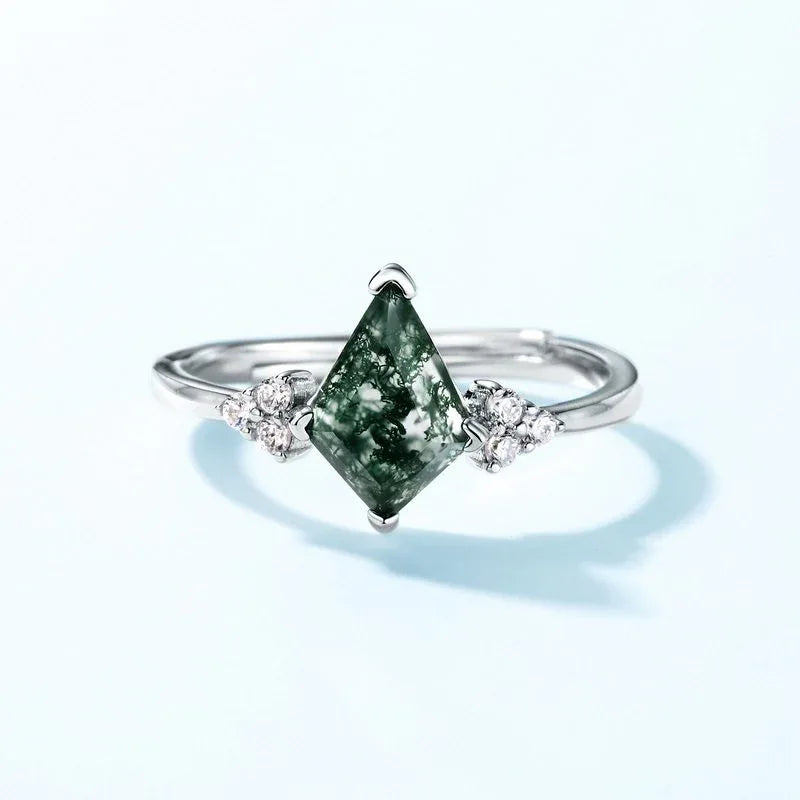 Moss Agate Geometric Fashion Ring Unisex — front setting detail 3