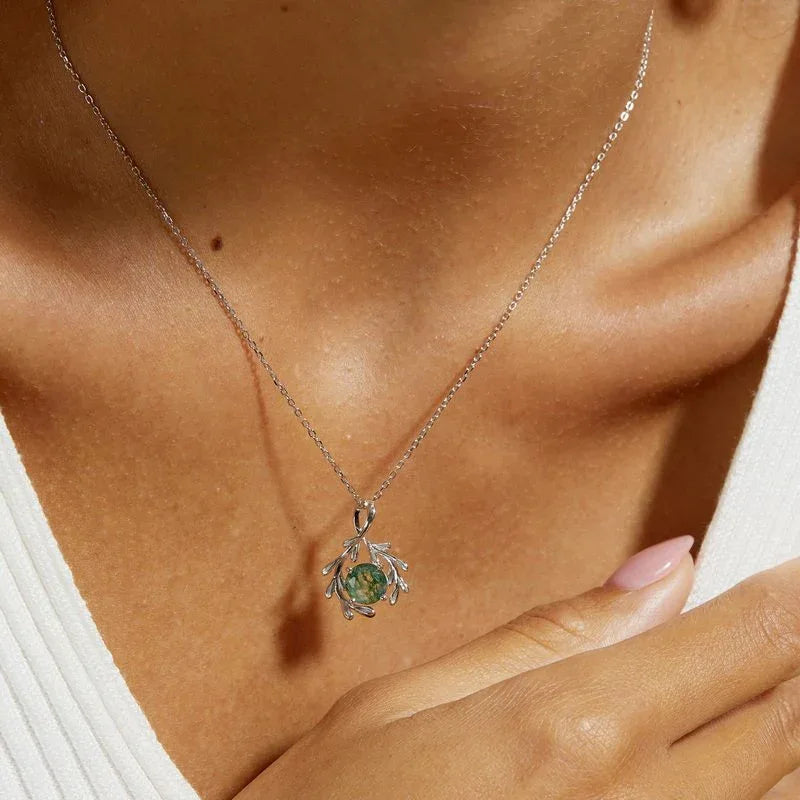 Moss Agate Leaf Drop Pendant Unisex — pendant close-up 3