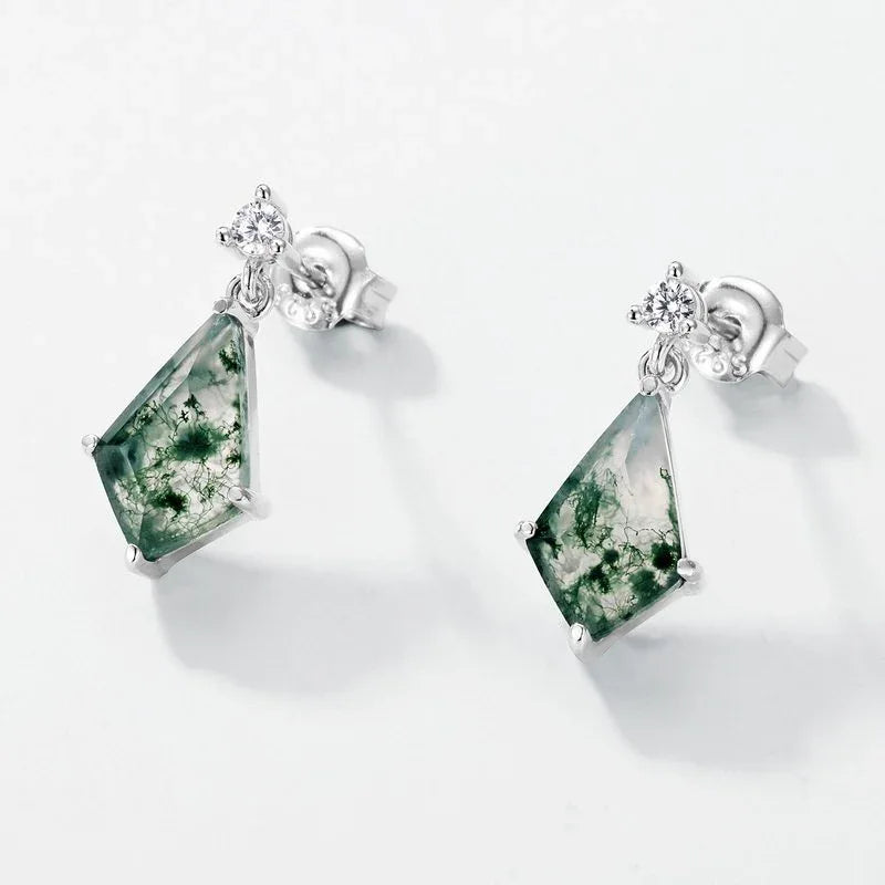 Moss Agate Rhombus Geometric Earrings — front setting detail 3
