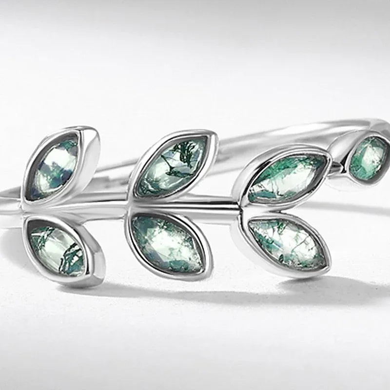 Moss Agate Leaf Vine Bypass Ring — leaf-vine center close-up