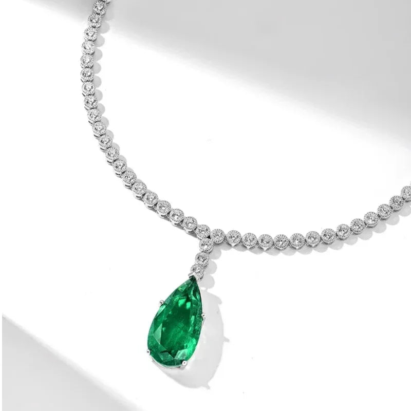 Pear-Cut Emerald Tennis Necklace angled pendant detail