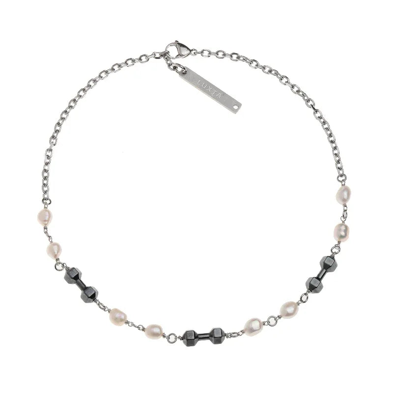 Pearl and Obsidian Beaded Necklace — close view of the silver-tone clasp and extension chain