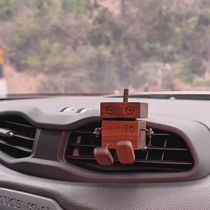Custom Number Walnut Wood Robot Car Diffuser – Personalized Lucky Number Dashboard Ornament