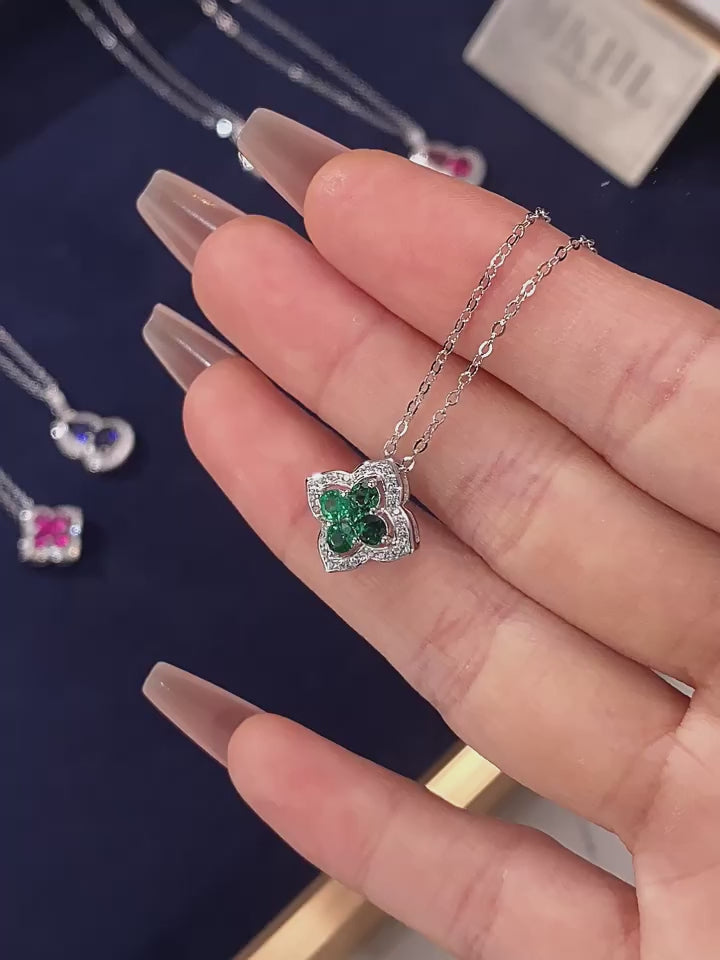Whisper Series Flower-shaped Emerald Necklace S925 Silver Women's Style