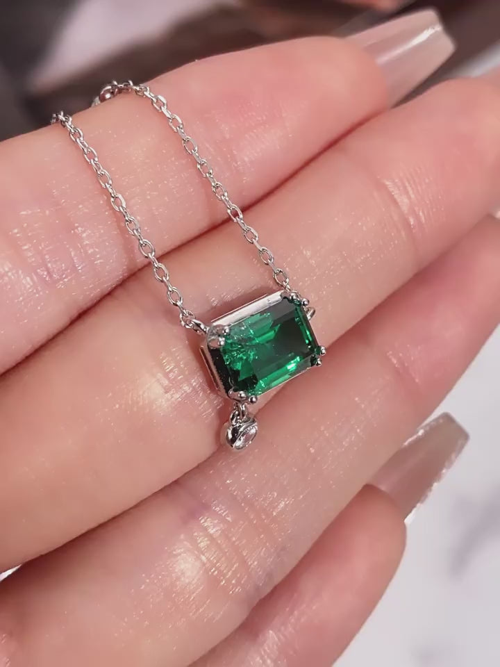 Emerald Small Square Collar Necklace S925 Silver Women's Style