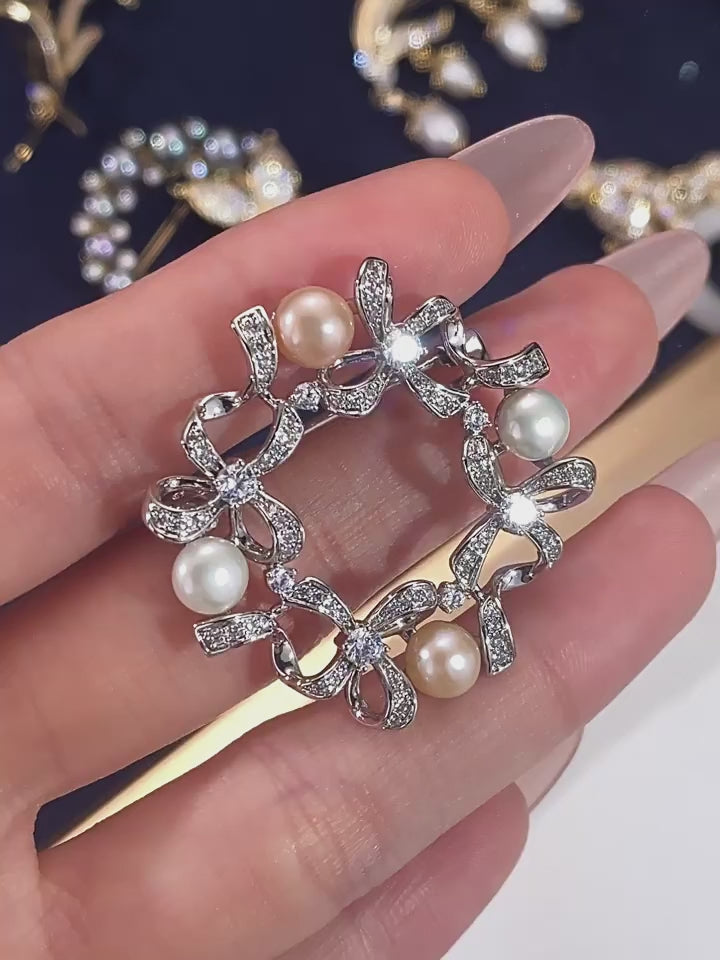 Freshwater Pearl Bowknot Wreath Brooch