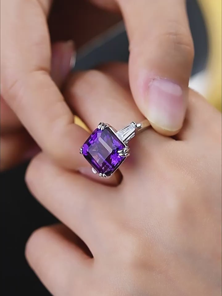 Violet Theme Square Sugar Amethyst Ring