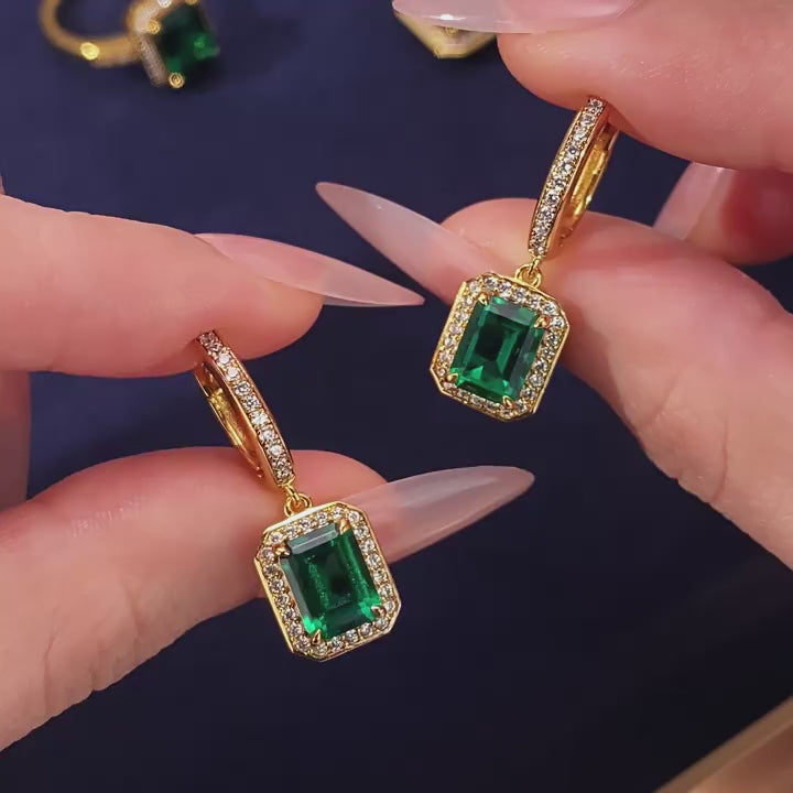 Gilded Square Sugar Series Emerald Small Square Sugar Light Luxury Earrings
