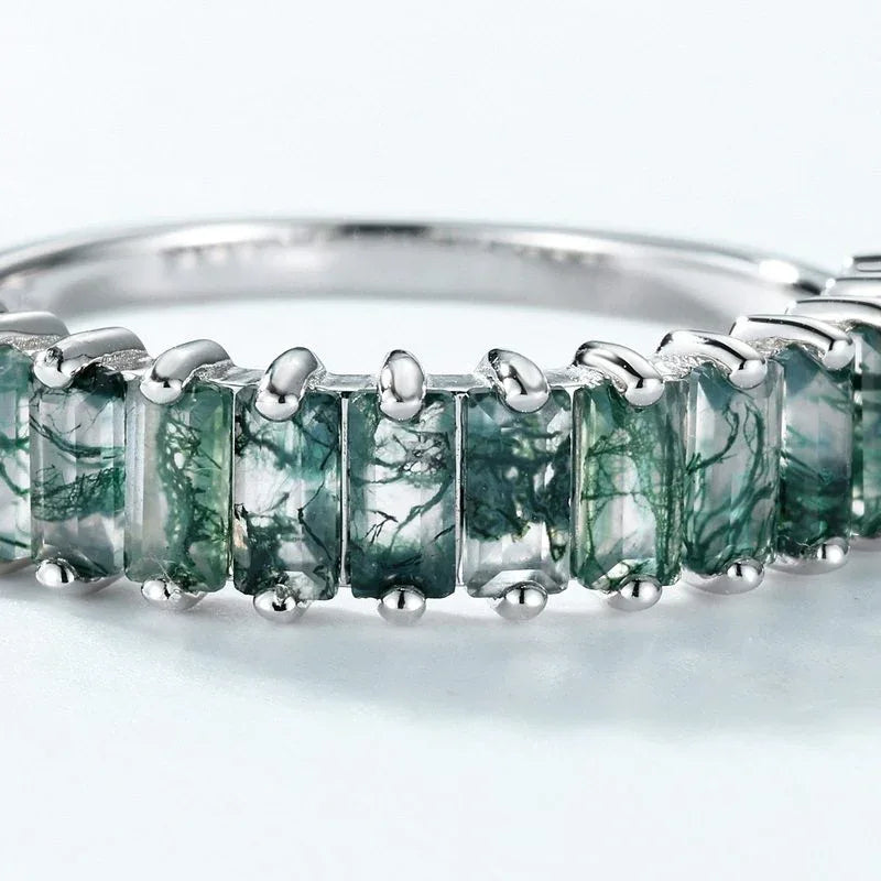 Single Row Trapezoid Square Moss Agate Ring — front setting detail 3