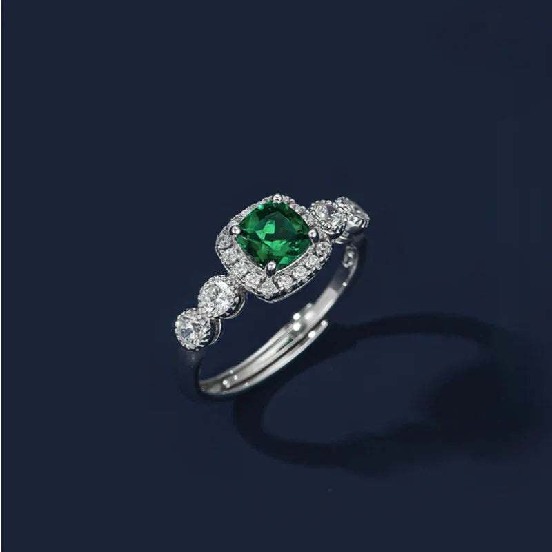 Square-Cut Emerald Open Ring rear setting detail