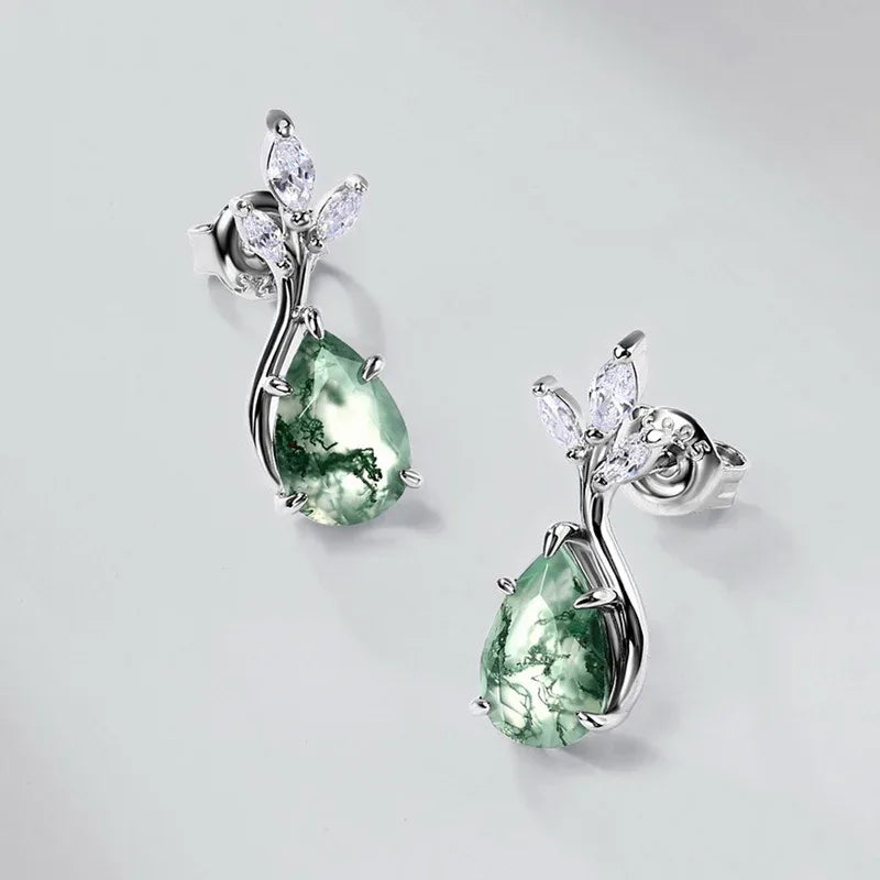 Teardrop-shaped Moss Agate Earrings Unisex — front setting detail 3